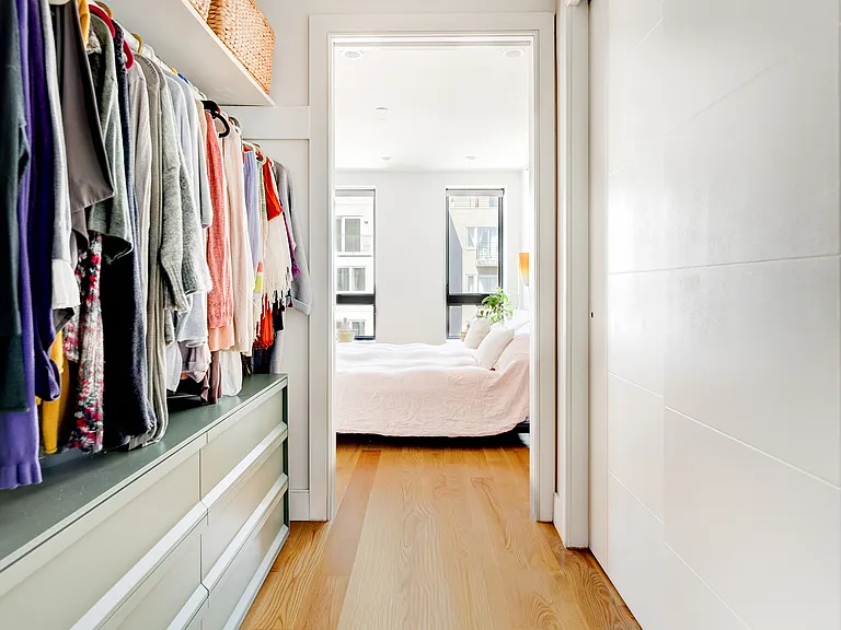 79 Clay St #4R — Photo 5