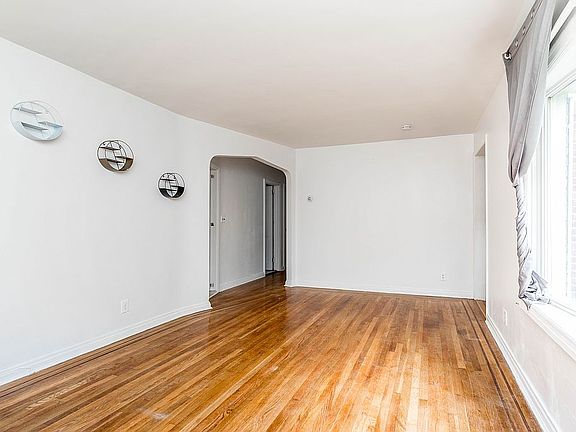 5th image of 4919 Fresh Meadow Ln