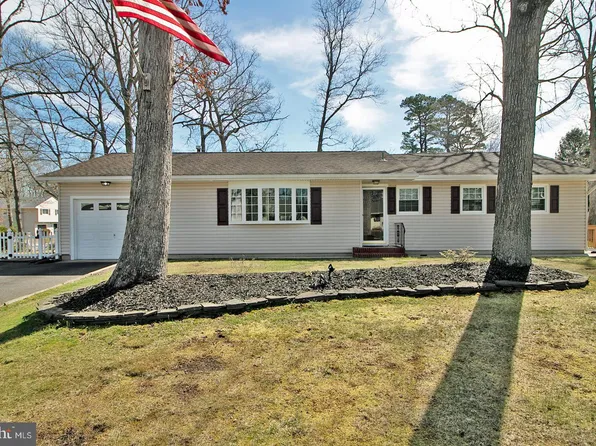 565 Lanlac Dr, Lanoka Harbor, NJ 08734