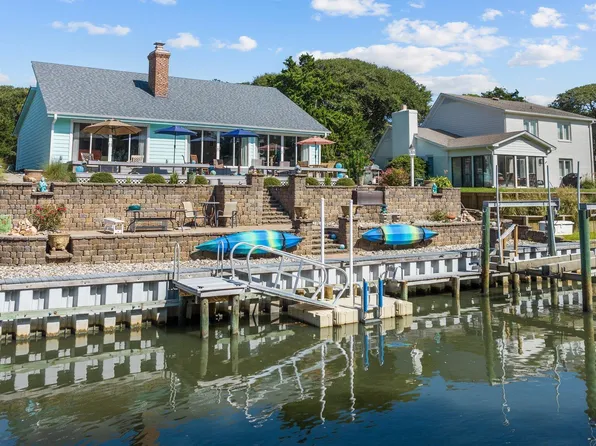 116 Beechwood Drive, Pine Knoll Shores, NC 28512
