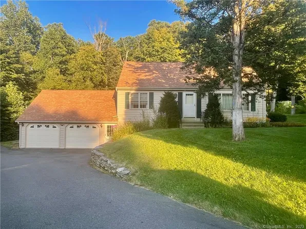 21 Elaine Drive, Seymour, CT 06483