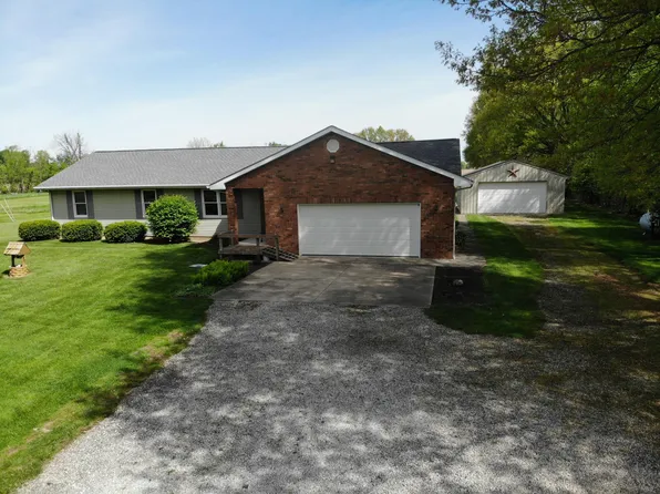 1156 Bickel Church Rd NW, Baltimore, OH 43105