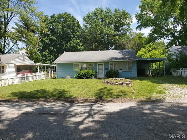 19 Agnes Dr, Cahokia, IL 62206