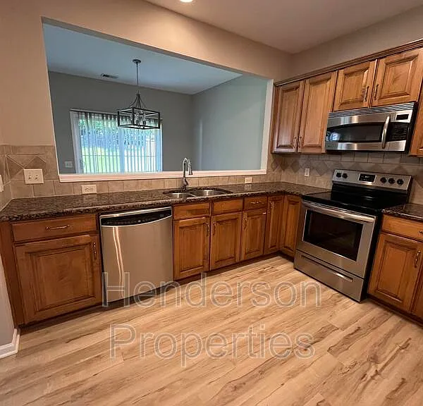 9032 Bishop Crest Ln — Photo 8
