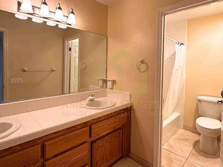 1255 Craig Dr — Photo 17