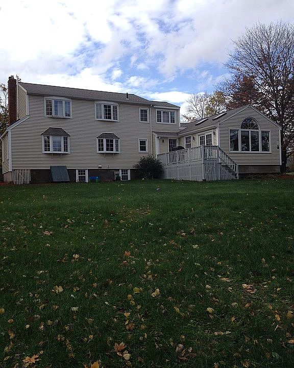 2nd image of 60 Park Rd