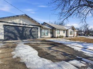 1317 4th St, Graham, TX 76450