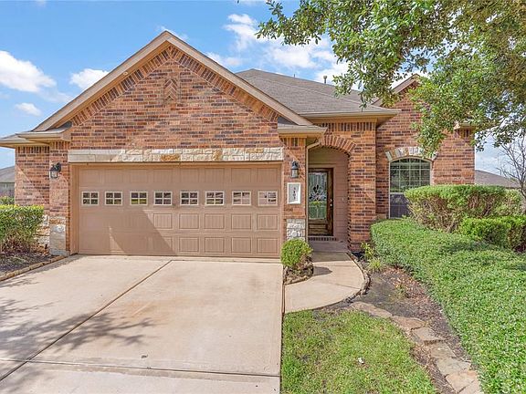 2nd image of 3103 Sachse Ct