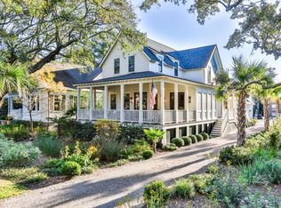 407 Royall Ave, Mount Pleasant, SC 29464