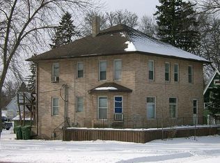 1122 3rd St APT C, Brookings, SD 57006