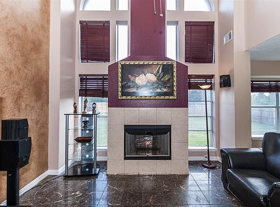4th image of 300 Tranquility Ln