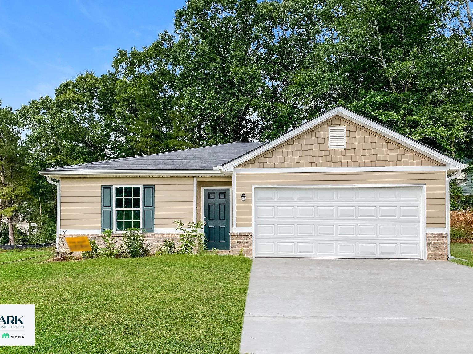 4 bed, 2.0 bath, 1601 sqft, $2,449 — Photo 1