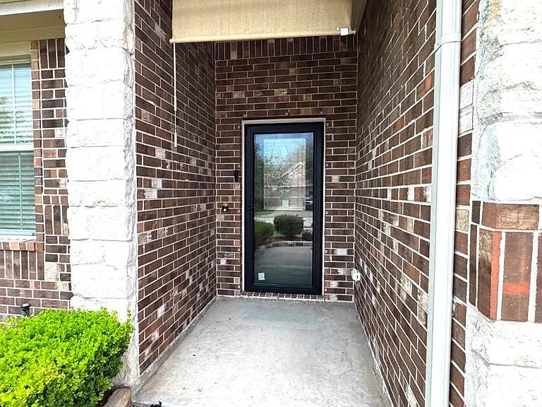 8923 Willow Wind Ln — Photo 3