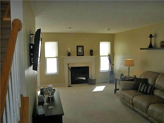 5th image of 79 Westcombe Park