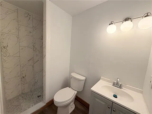 3013 Memorial Park Dr — Photo 4