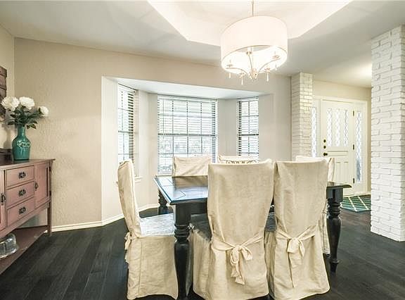 5th image of 5029 Lake View Cir