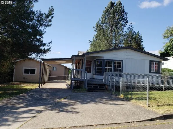 124 Trust Ave, Roseburg, OR 97471