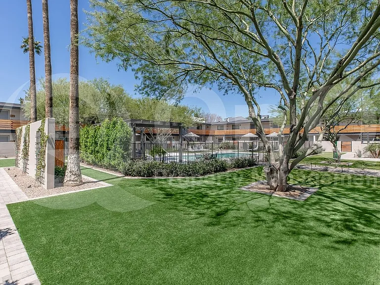 1840 W Thomas Rd #27 — Photo 23