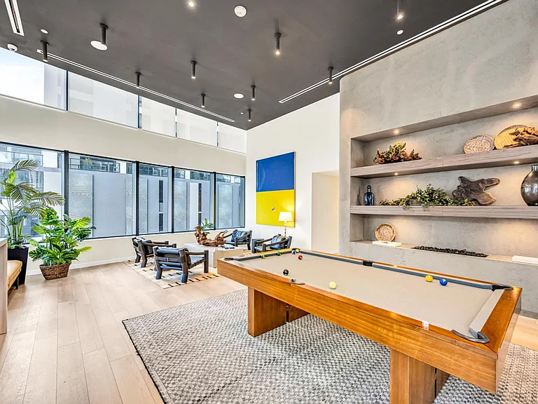 Building's Lounge