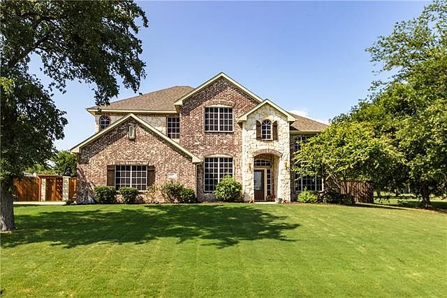 1st image of 807 Stowe Ln
