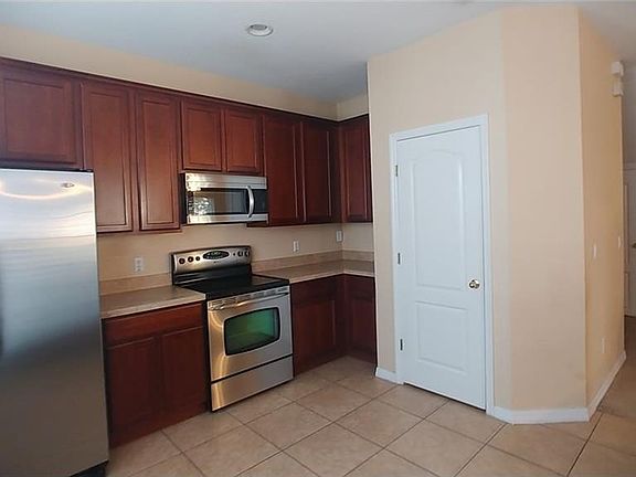 3rd image of 10870 Spider Lily Dr #20
