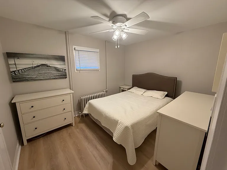 109 N Granville Ave #1 — Photo 11