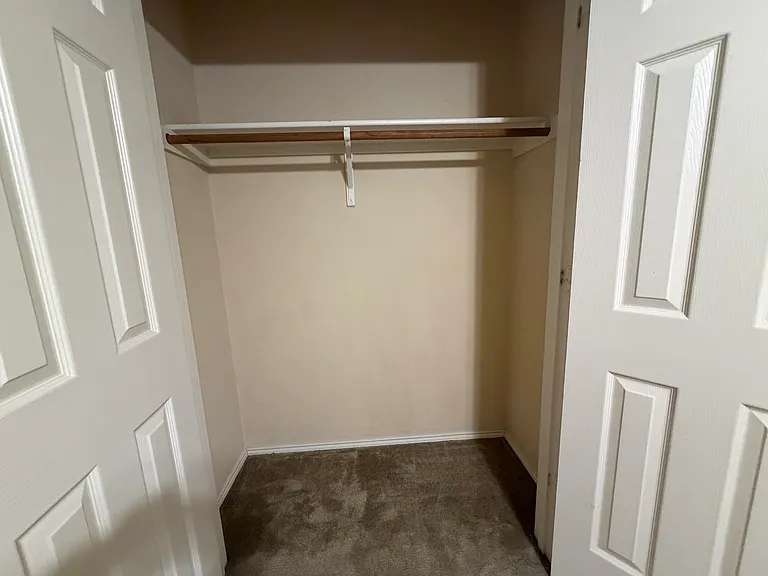 12926 Adela Dr — Photo 11