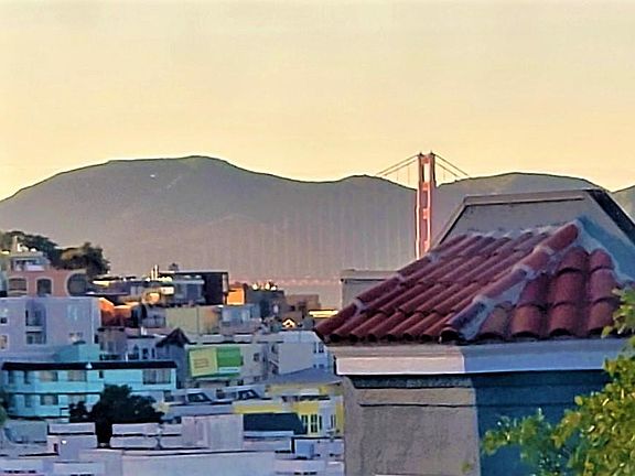 4th image of 549 Lombard St