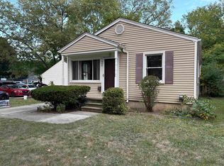 586 Lexington Ave, East Lansing, MI 48823
