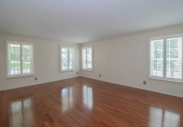815 Shady Bluff Trl — Photo 3