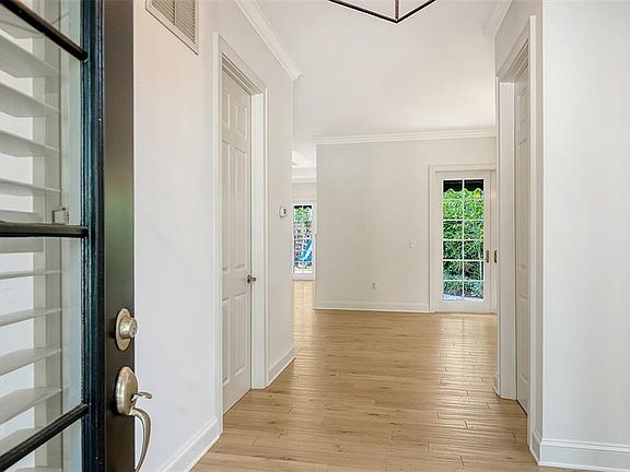 3rd image of 1704 Fortuna St