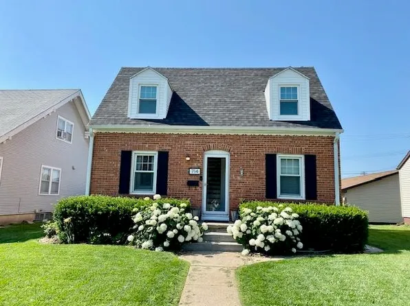 714 W 28th St, Kearney, NE 68845