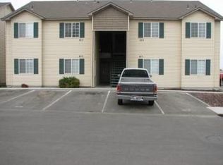 879 N White Barn Rd, Kuna, ID 83634