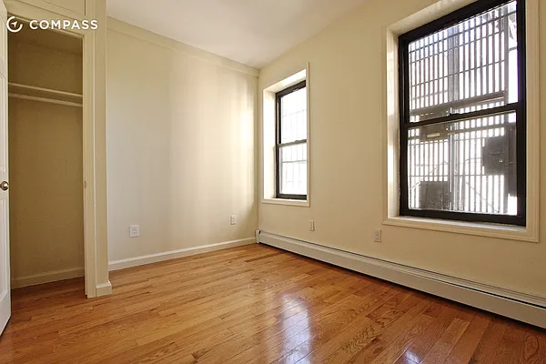Rented by Compass | media 14