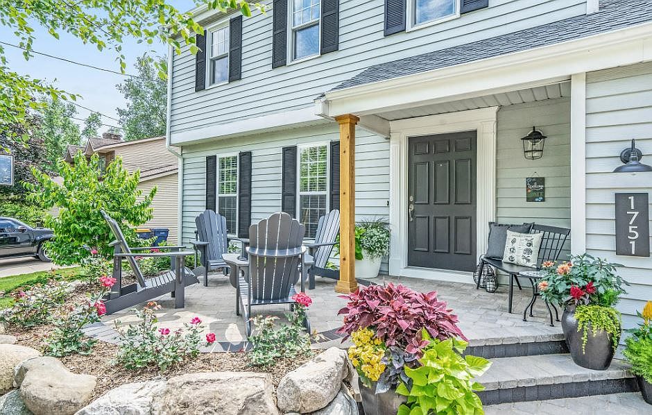 Front Patio and Garden
