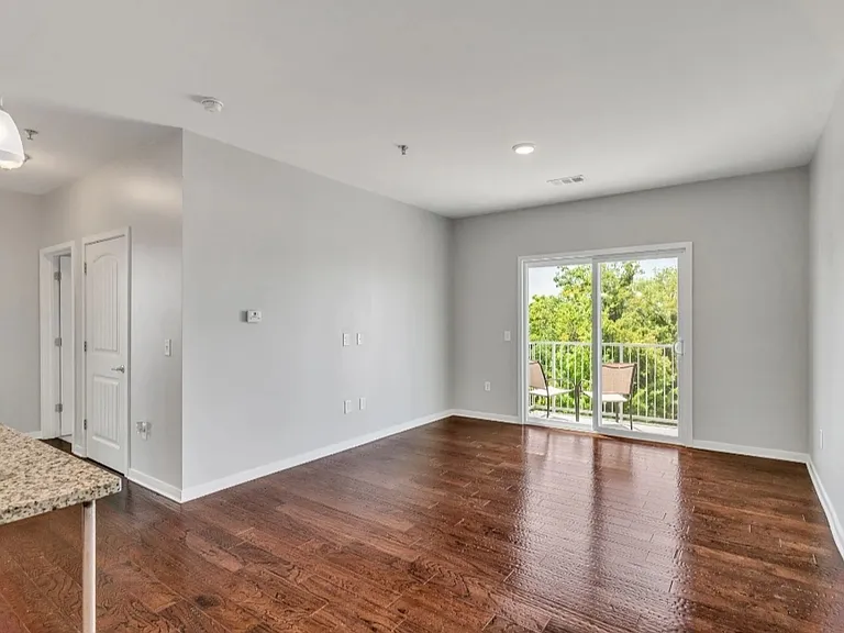1118 Litton Ave #316 — Photo 9