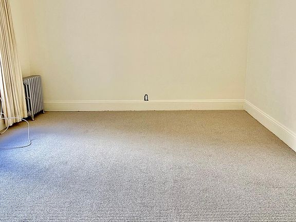4th image of 1745 Pacific Ave #202