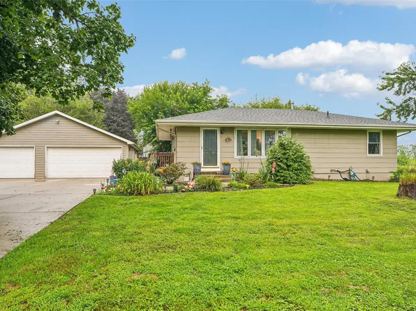 670 George St, Hartford, IA 50118