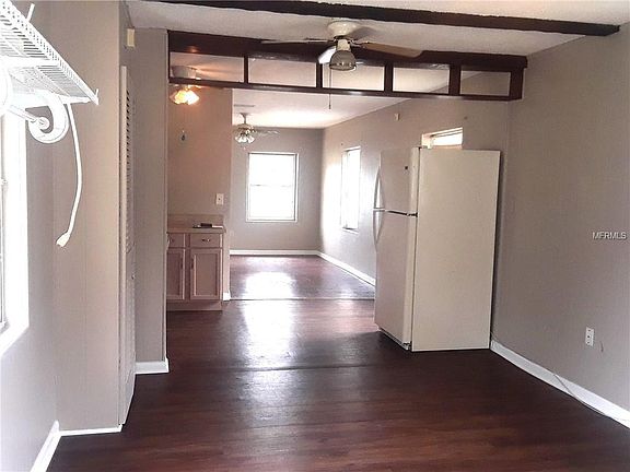 3rd image of 102 E Orange St