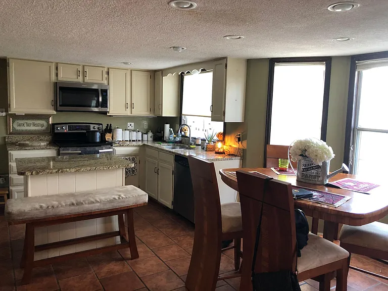 13549 W Purdue Ave — Photo 7