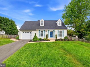 5626 Reardon Ln, Woodbridge, VA 22193