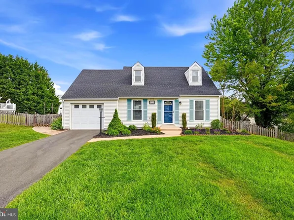 5626 Reardon Ln, Woodbridge, VA 22193