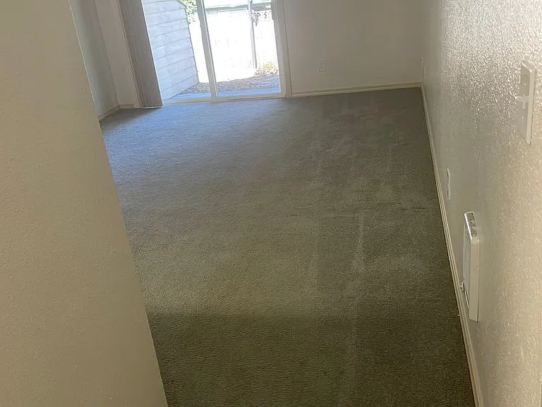 Foster Firs Apartments — Photo 3
