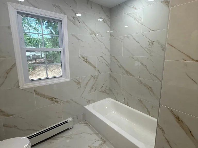 950 W Jericho Tpke #1 — Photo 2
