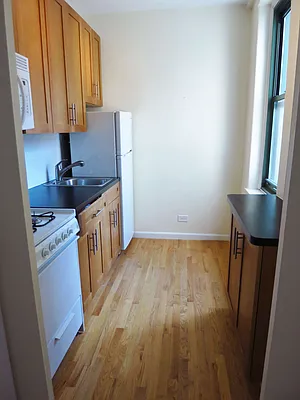 Rented by City & Suburban | media 41