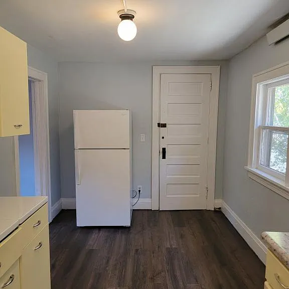 117 2nd St N #2 — Photo 3