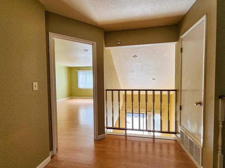 5012 Crandallwood Dr — Photo 7