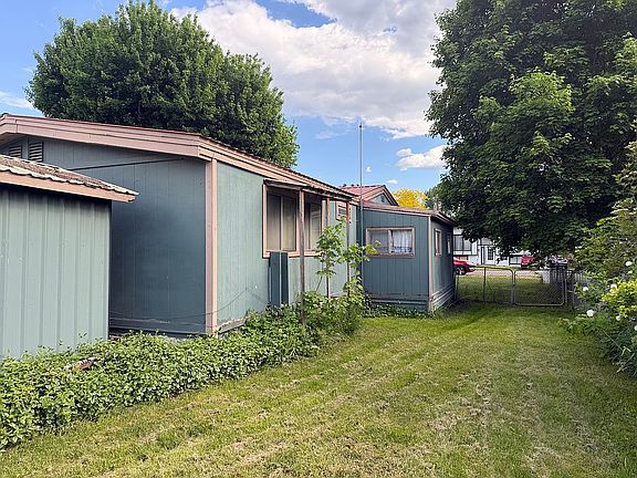 2nd image of 1008 W Main Ave