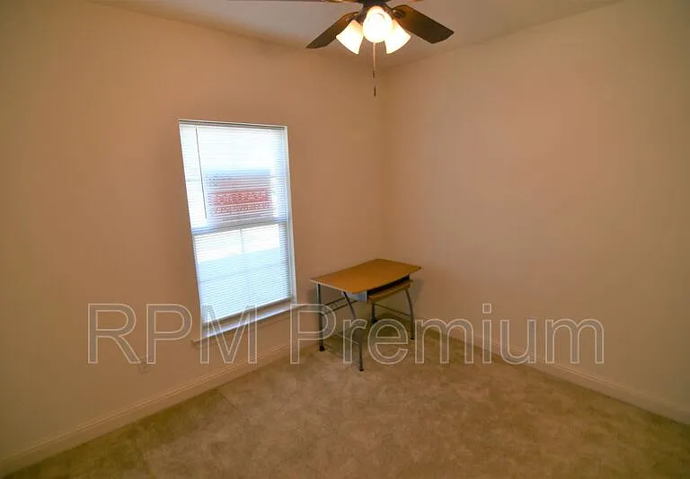 7108 Kenilworth Crossing Ave — Photo 27