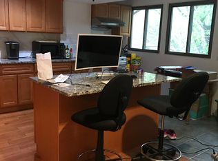 120 South St #2F, Philadelphia, PA 19147